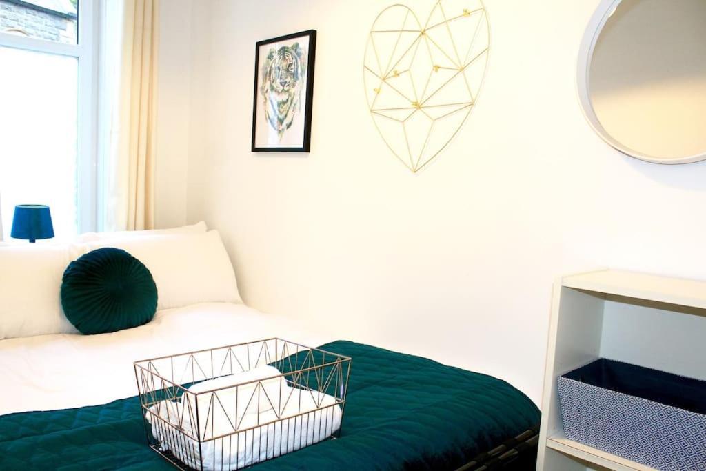 Flat 12A - Central, Modern, Bright Apartment With Free Wifi Oban Exteriér fotografie