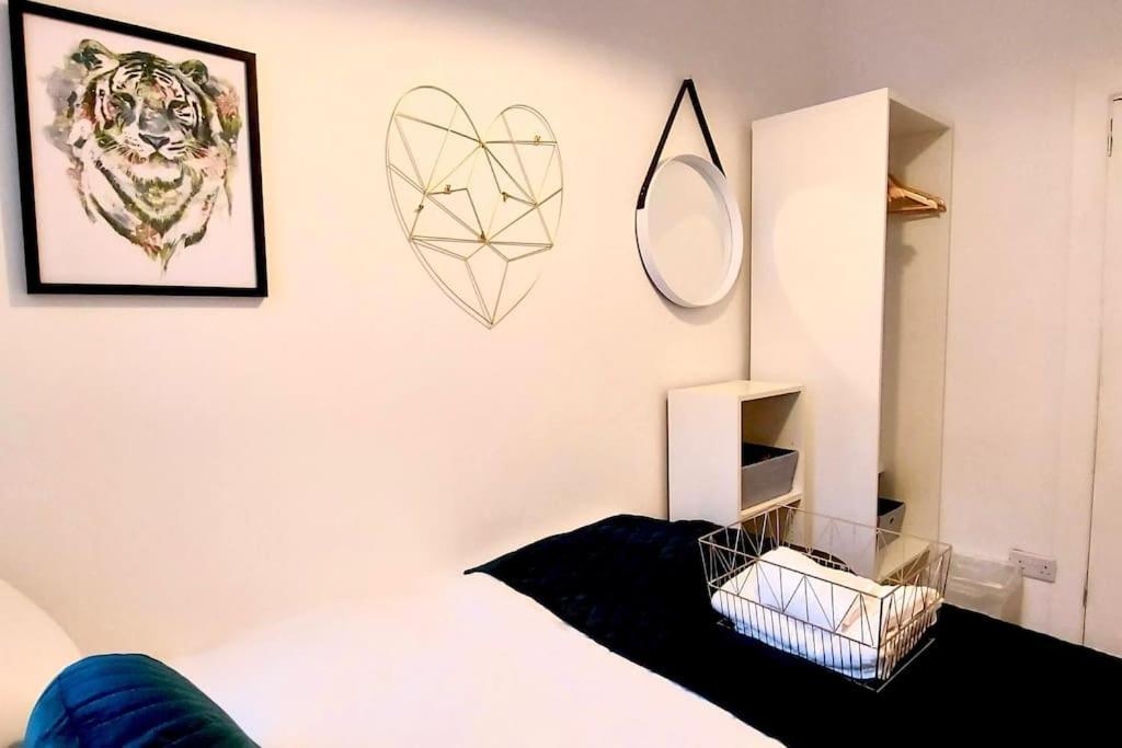 Flat 12A - Central, Modern, Bright Apartment With Free Wifi Oban Exteriér fotografie